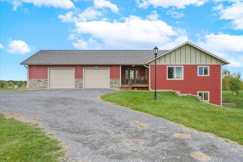 1629 83rd Street, New Richmond, WI, 54017 | Card Image