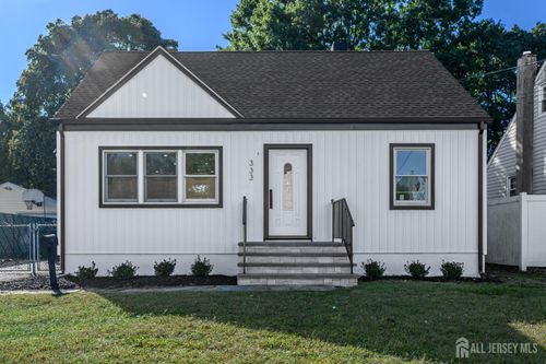 333 1st St, Middlesex, NJ, 08846-1523 | Card Image