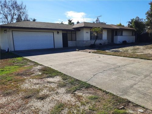 7072 Spruce St, Westminster, CA, 92683-4230 | Card Image