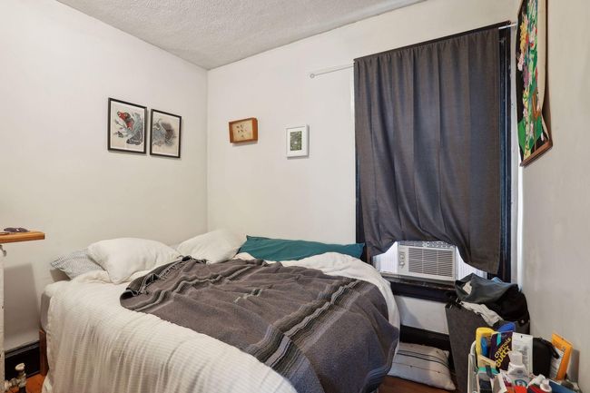 Unit 1 - 3050 13th Ave S (main level) | Image 15