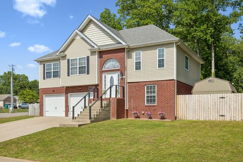 644 Ashley Oaks Dr, Clarksville, TN, 37042-6180 | Card Image