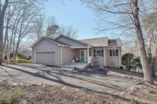 213 Redwood Ter, Huddleston, VA, 24104-3347 | Card Image