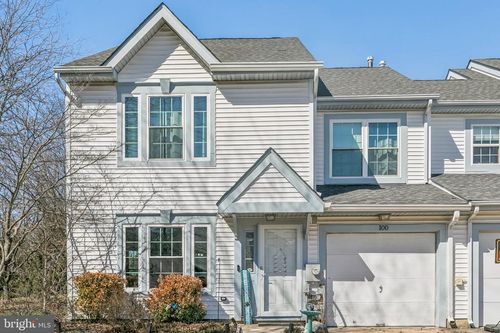 100 Signal Hill Ct N, NORTH WALES, PA, 19454-2092 | Card Image