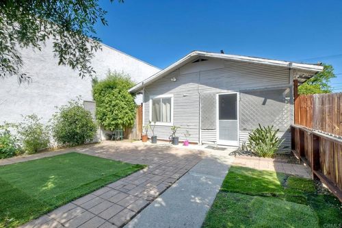 414 W 9th Avenue, Escondido, CA, 92025 | Card Image