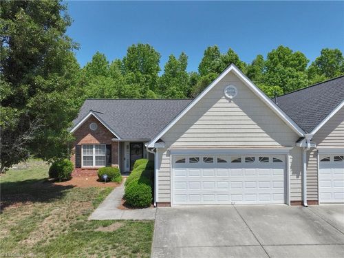 1052 Glyn Water Ln, High Point, NC, 27265-3209 | Card Image