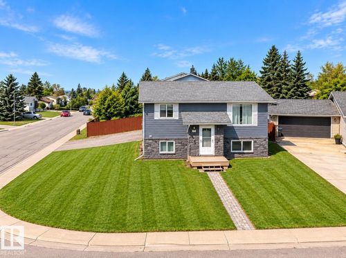1802 12 St, Cold Lake, AB, T9M1L8 | Card Image