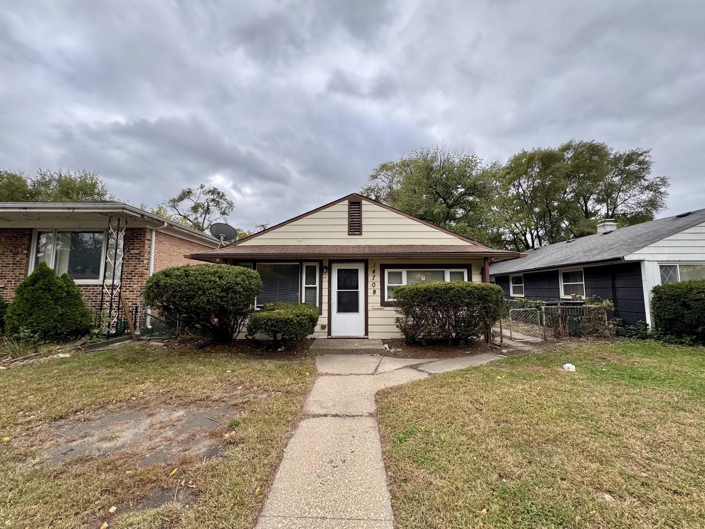 Residential in Dolton