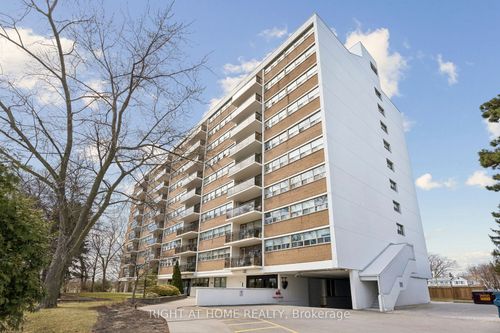 207-212 Kerr St, Oakville, ON, L6K3B1 | Card Image