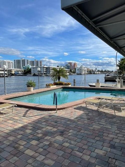 5a-2900 Ne 30th St, Fort Lauderdale, FL, 33306-1902 | Card Image