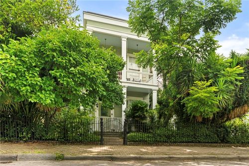 4-2033 Coliseum St, New Orleans, LA, 70130-5161 | Card Image