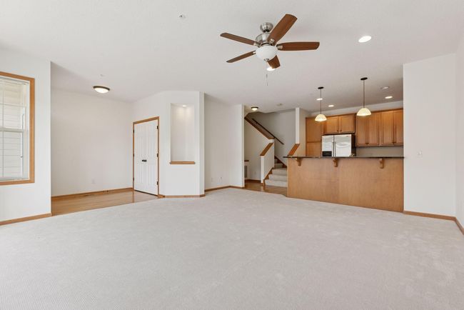 8026 Magnolia Ln N, Townhouse with 2 bedrooms, 3 bathrooms and null parking in Maple Grove MN | Image 7