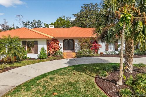 835 Se 1st Ct, Crystal River, FL, 34429-4612 | Card Image