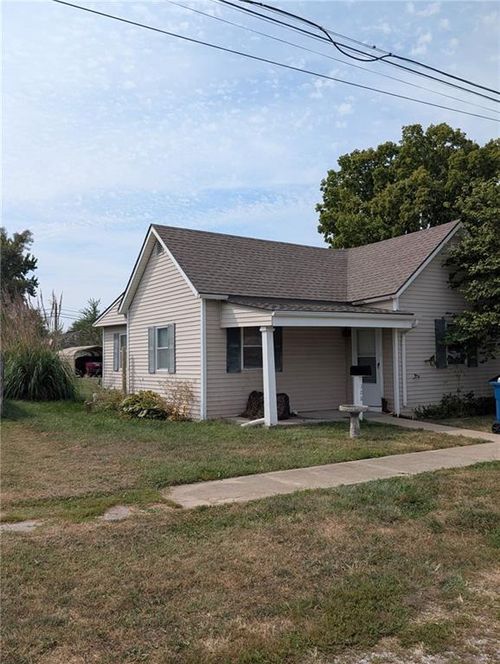 308 W Dryden St, Odessa, MO, 64076-1219 | Card Image