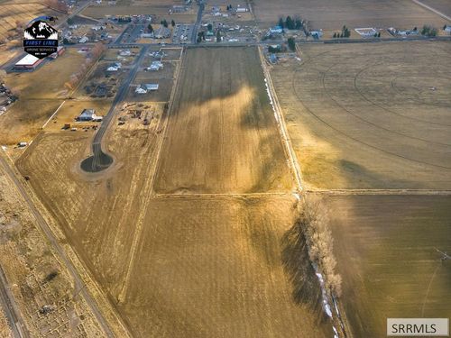 L7 B1 N 330 W, Blackfoot, ID, 83221 | Card Image