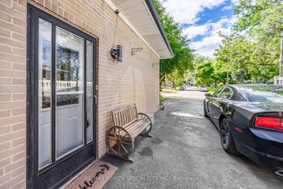 43 Ashfield Dr, House other with 3 bedrooms, 2 bathrooms and 4 parking in Etobicoke ON | Image 3