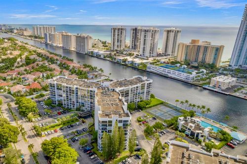 apt-723-1000 Parkview Dr, Hallandale Beach, FL, 33009-2932 | Card Image