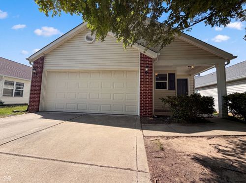 149 Gazebo Dr, Indianapolis, IN, 46227-3007 | Card Image