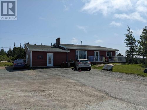 7 Center Island Road, Fogo Island, NL, A0G2X0 | Card Image