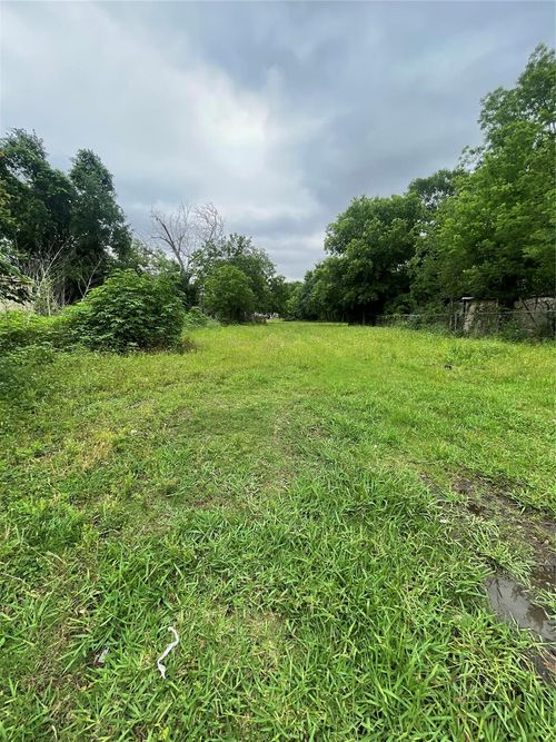 1810 Chase St, Houston, TX, 77026-7176 | Card Image
