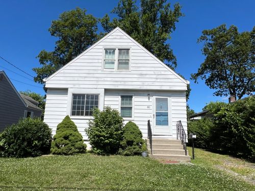 80 Holcomb St, West Haven, CT, 06516-7213 | Card Image