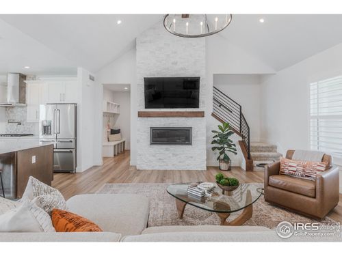 1215 Art Dr, Berthoud, CO, 80513-2751 | Card Image