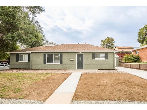 1490 Oak Pl, Thornton, CO, 80229-4588 | Card Image