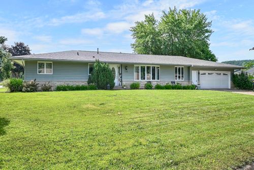 770 52nd Ave, Goodview, MN, 55987-5601 | Card Image