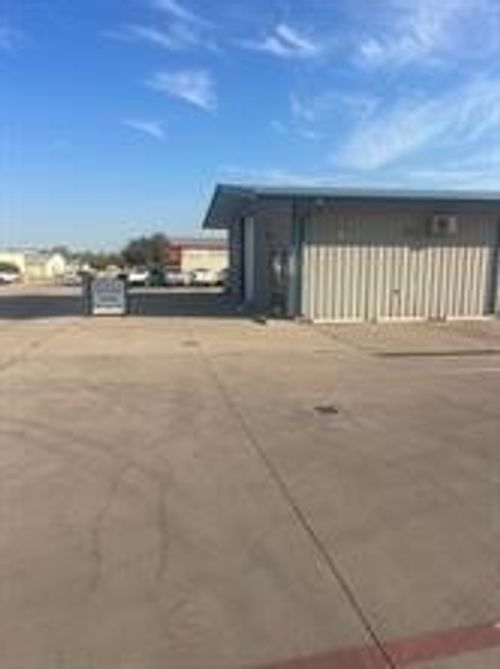 323G Thomas Pl, Everman, TX, 76140-4604 | Card Image