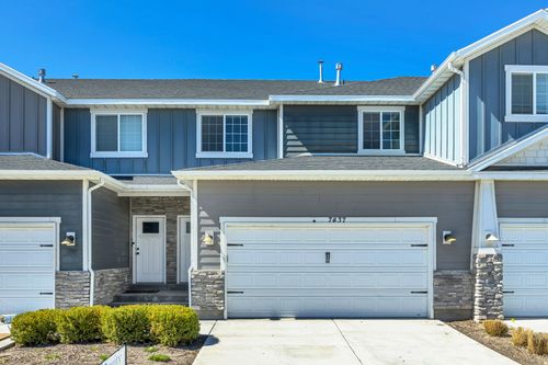 7437 N Hutch Ln, Eagle Mountain, UT, 84005-4832 | Card Image