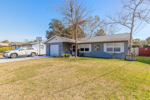 529 Cherry St, SOUTH DAYTONA, FL, 32119-2017 | Card Image