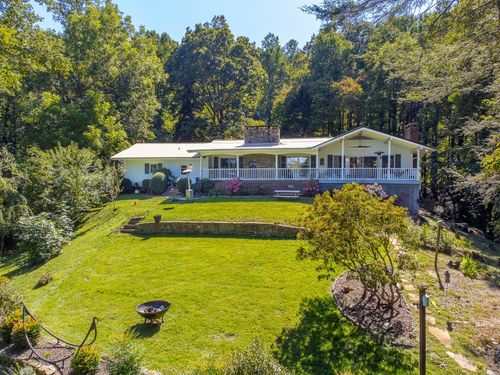 603 Hemlock Hills Dr, Franklin, NC, 28734-0227 | Card Image