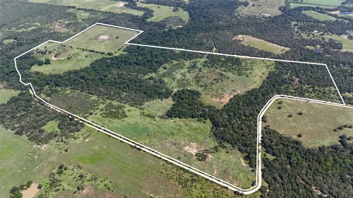 9590 Maynard Hallmark Rd, Flatonia, TX, 78941 | Card Image