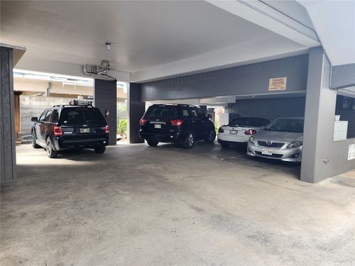 a-1803 Democrat St, Honolulu, HI, 96819-3197 | Card Image