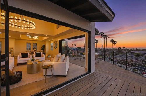 4484 Long Branch Ave, San Diego, CA, 92107-2303 | Card Image