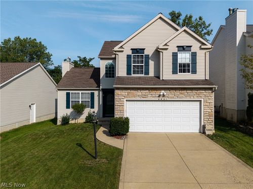 4461 Lockmoor Ln, Brunswick, OH, 44212-6803 | Card Image