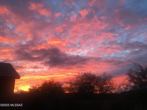 13988 E Huppenthal Blvd, Vail, AZ, 85641-5975 | Card Image