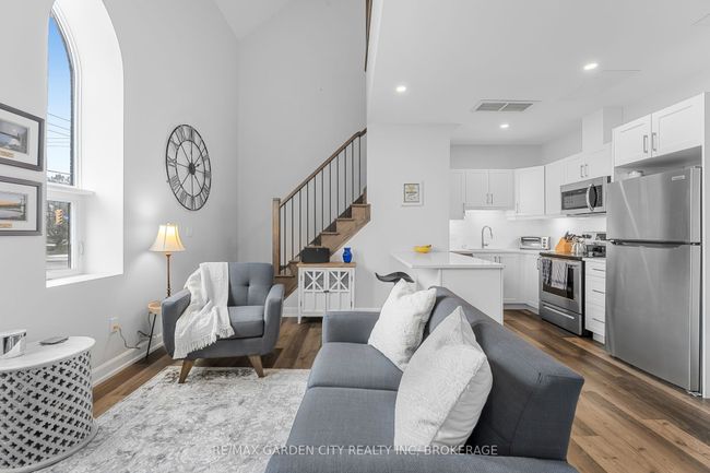 10 - 405 Merritt St, Condo with 2 bedrooms, 2 bathrooms and 1 parking in Saint Catharines ON | Image 9
