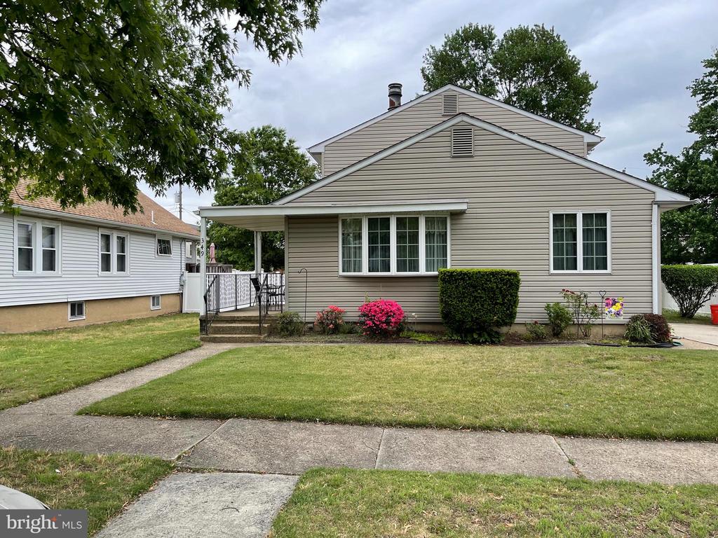 Billings Ave, Paulsboro, NJ 08066