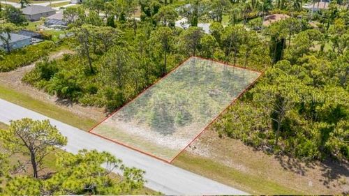 105 Glades Dr, Rotonda West, FL, 33947-2489 | Card Image