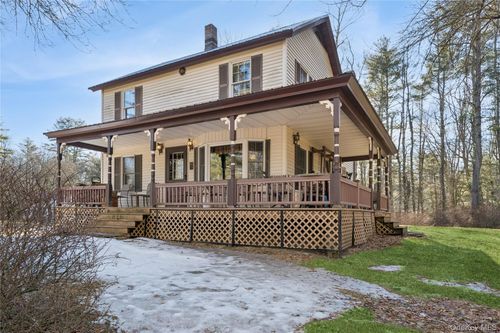37 Nober Strunk Rd, Narrowsburg, NY, 12764-5108 | Card Image