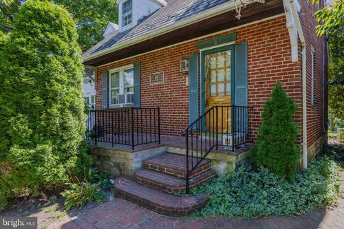 5811 Edmondson Ave, BALTIMORE, MD, 21228-1928 | Card Image