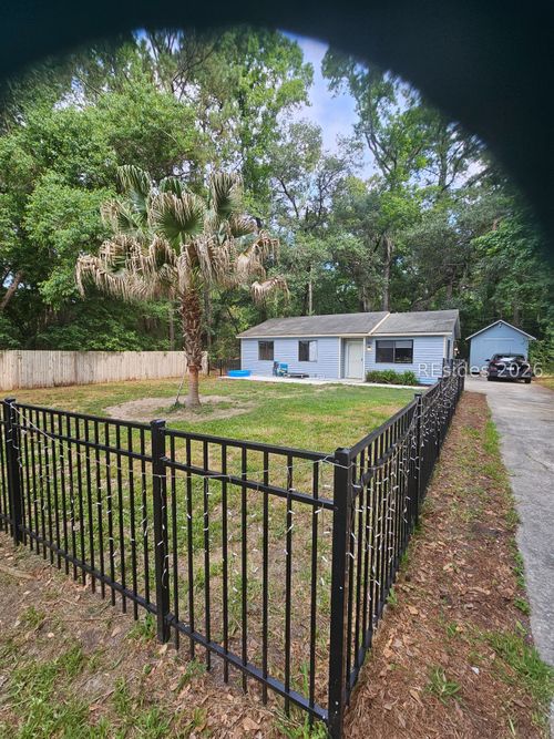 4001 Hodge Dr, Beaufort, SC, 29906-7155 | Card Image