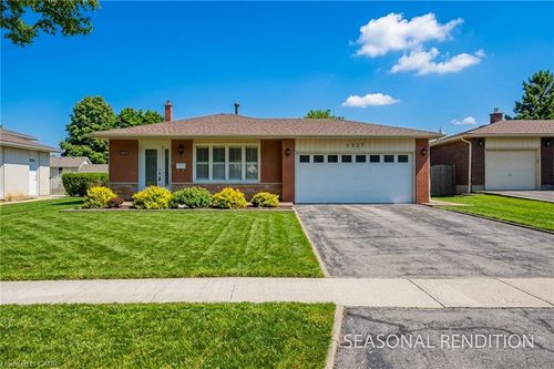3327 Wiltshire Blvd, Niagara Falls, ON, L2J3M1 | Card Image