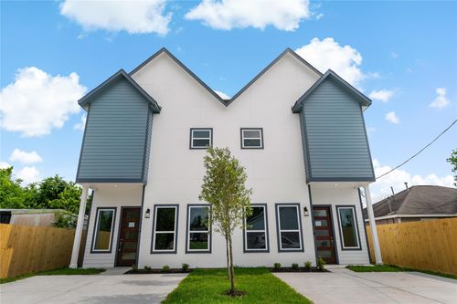 b-4619 Stassen St, Houston, TX, 77051-2055 | Card Image
