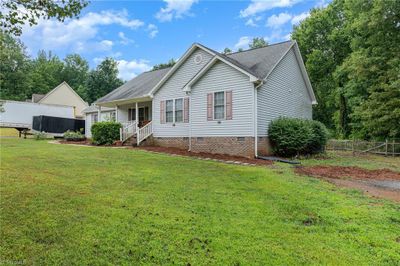 3602 Wayne White Road, House other with 3 bedrooms, 2 bathrooms and null parking in Climax NC | Image 2