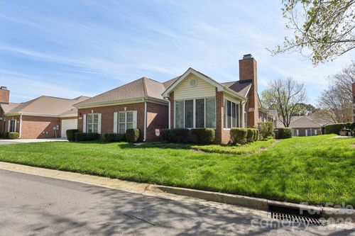 10816 Willow Crossing Dr, Charlotte, NC, 28210-7241 | Card Image