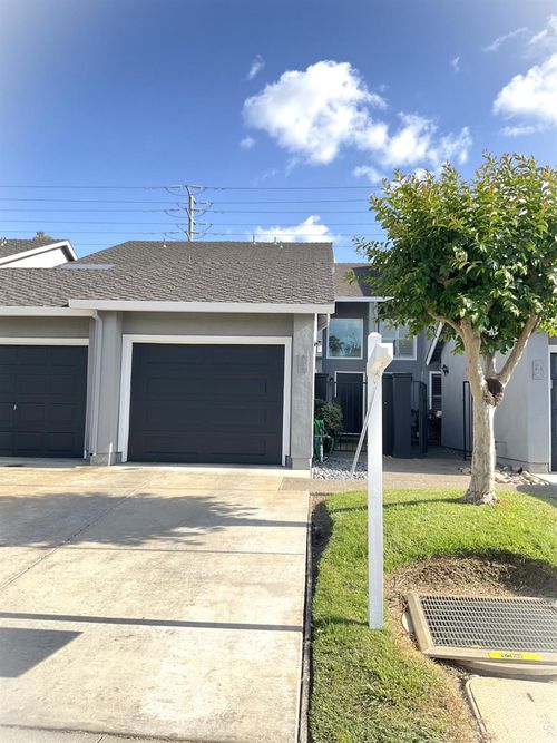 9-2206 Piccardo Cir, Stockton, CA, 95207-6578 | Card Image