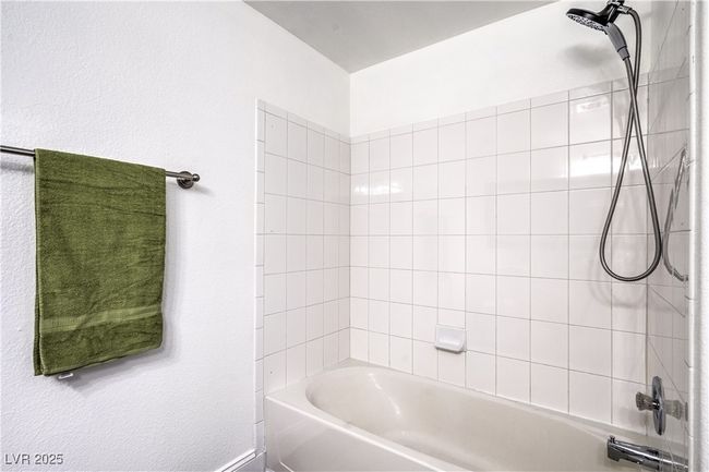 2073 - 7450 S Eastern Ave, Condo with 2 bedrooms, 2 bathrooms and null parking in Las Vegas NV | Image 31