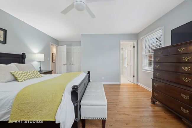 360 S Valley Rd, House other with 4 bedrooms, 3 bathrooms and 2 parking in Barrington IL | Image 16