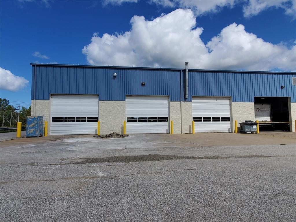 5650 Wattsburg Rd, Erie, PA 16509